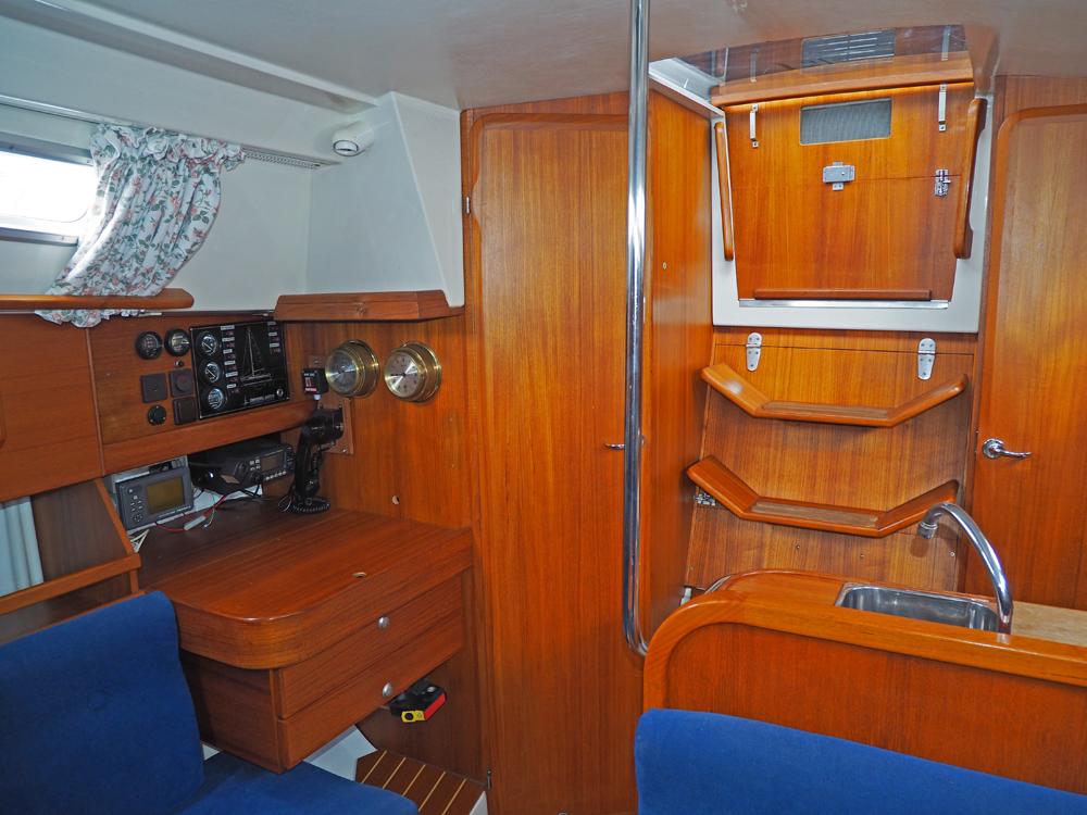Salon, Accommodatie